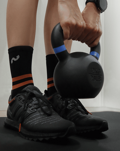 B&T